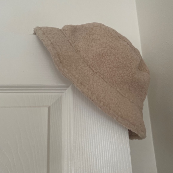 🤎 Houston Astros Sherpa Bucket Hat 🤎 - Picture 7 of 9